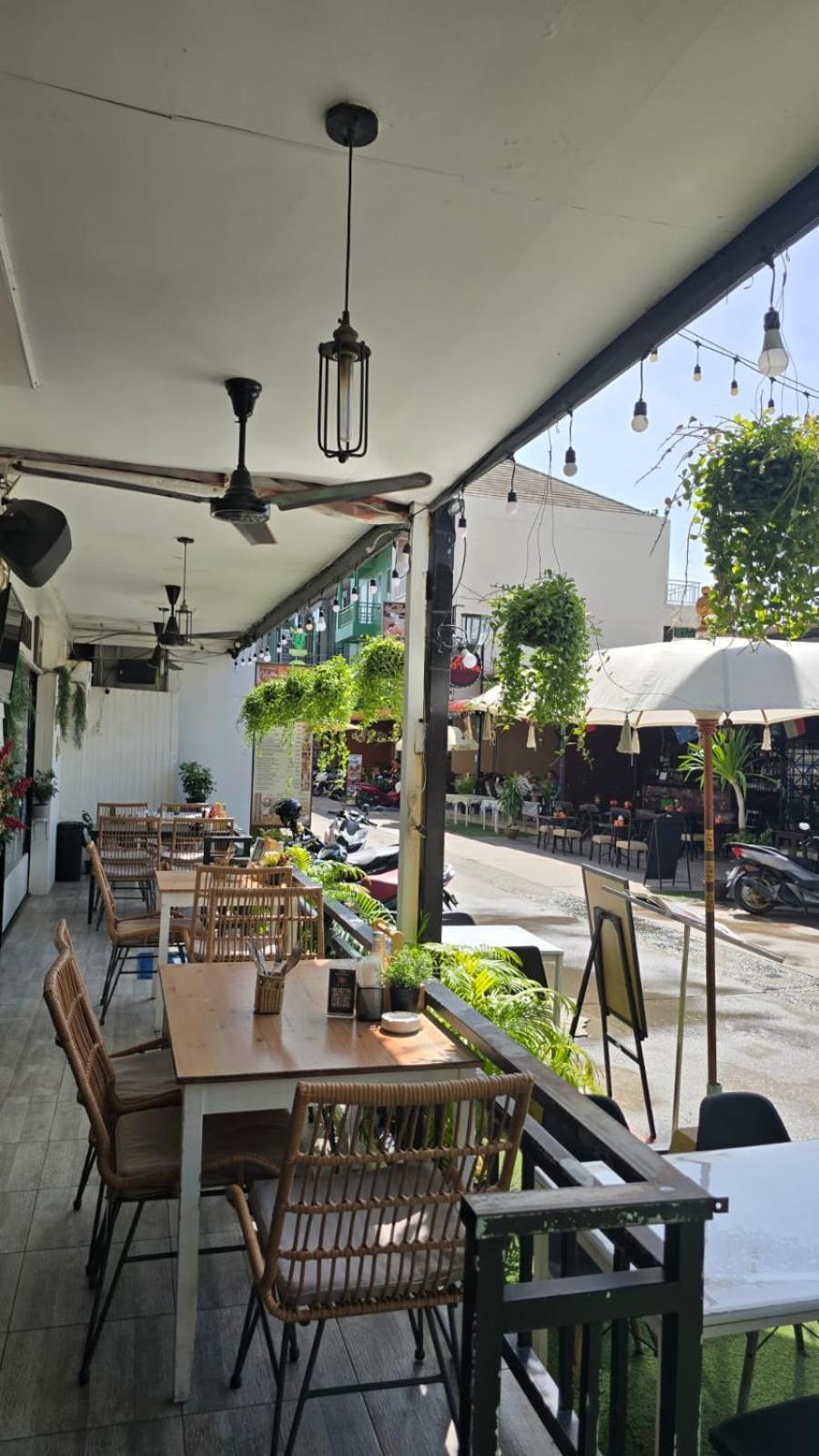 Kata Station Boutique Hotel Exterior photo